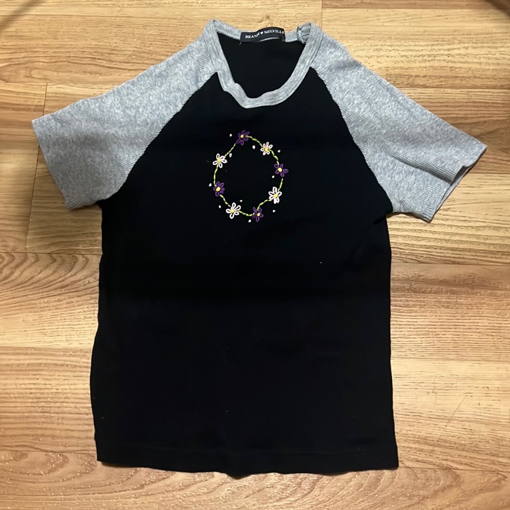Brandy Melville crop top